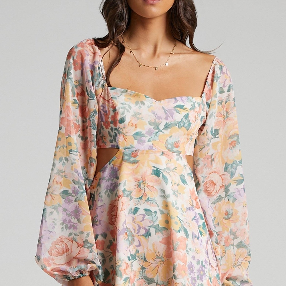 Showpo EBONEE DRESS IN FLOWER CROWN Size 10 (XL)